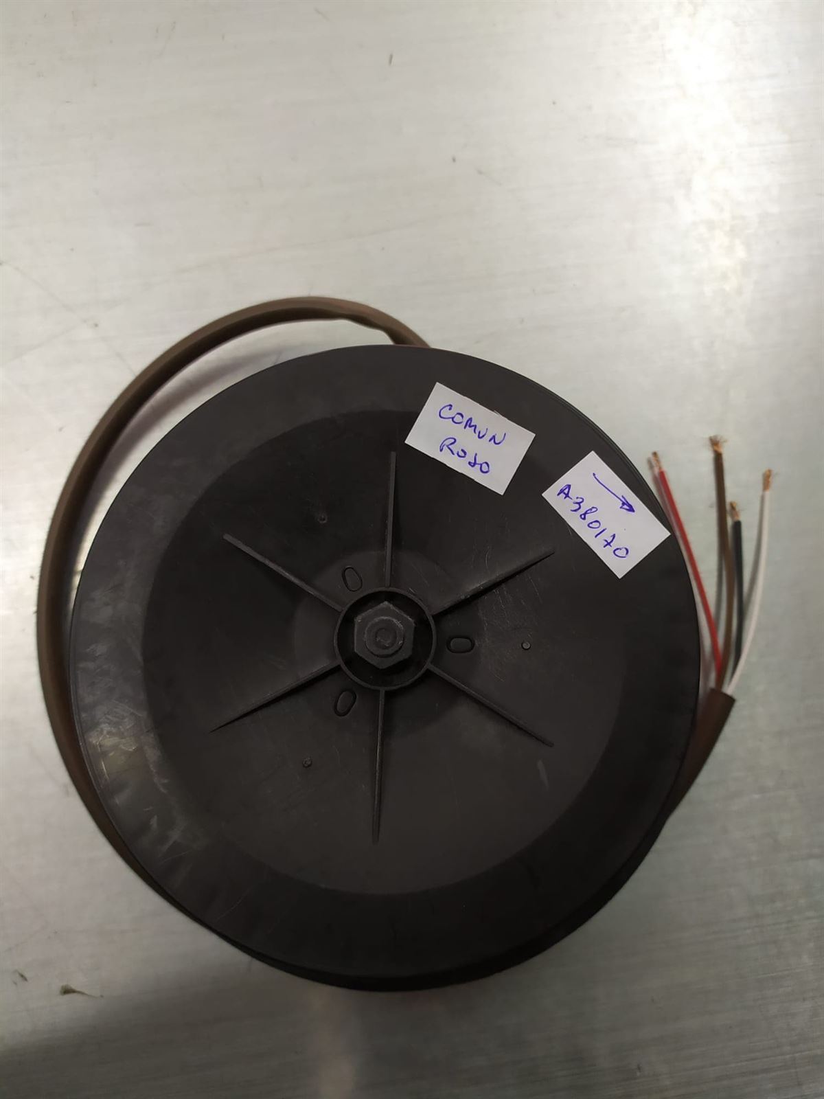 MOTOR CAMPANA UNIVERSAL, COMPATIBLE TEKA, TURBINA 140/55 MM, SOPORTE DIAMETRO180 MM, GIRO DERECHA, 3 VELOCIDADES,  A380170 - Imagen 4