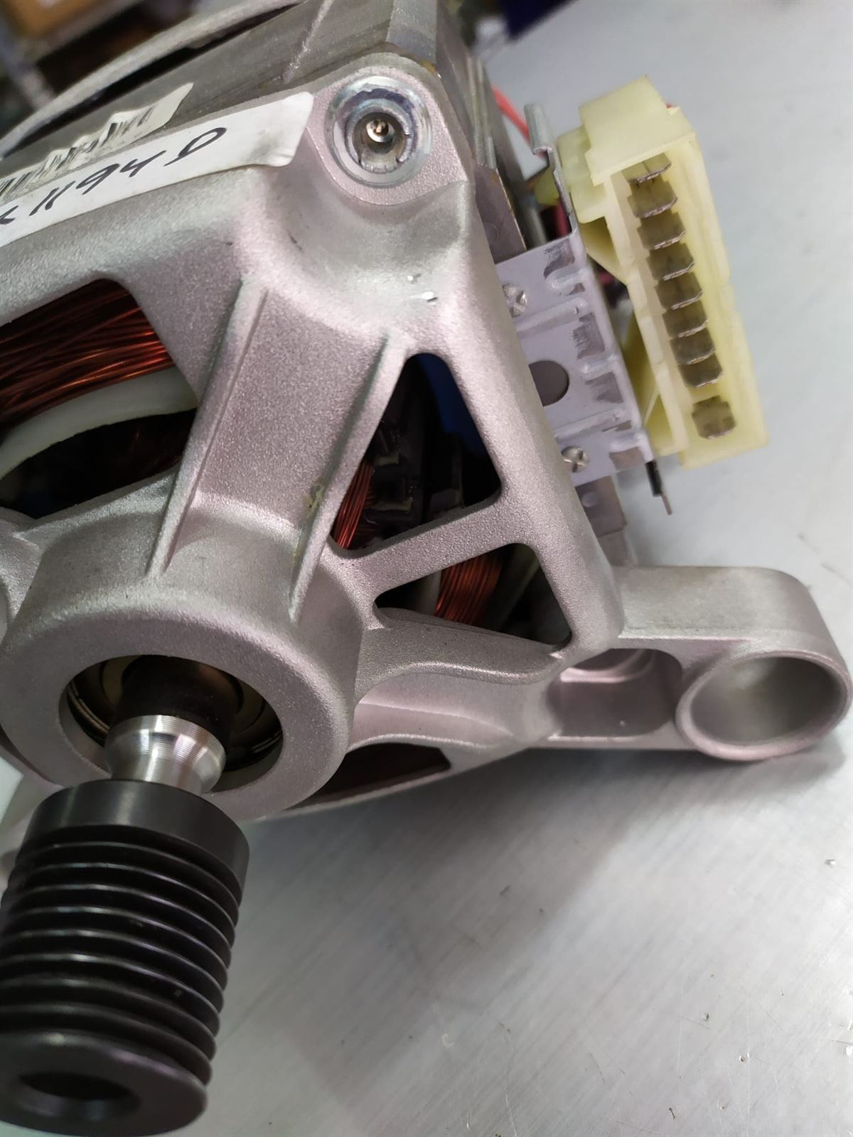 MOTOR LAVADORA LG, POLEA ESTRIADA DIAMETRO 25 MM,  4681FR1194D - Imagen 3