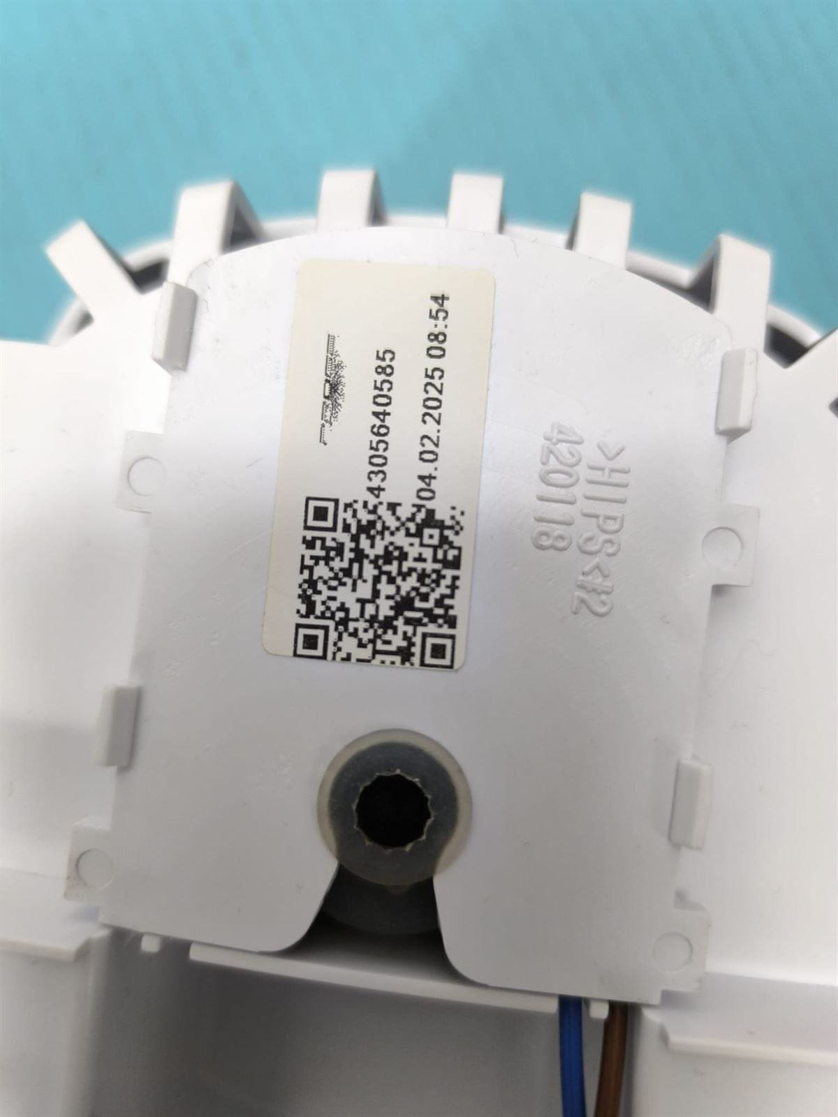 MOTOR VENTILADOR FRIGORIFICO BEKO, RECAMBIO ORIGINAL, LINE 2001, 220 V, C00868058 - Imagen 3