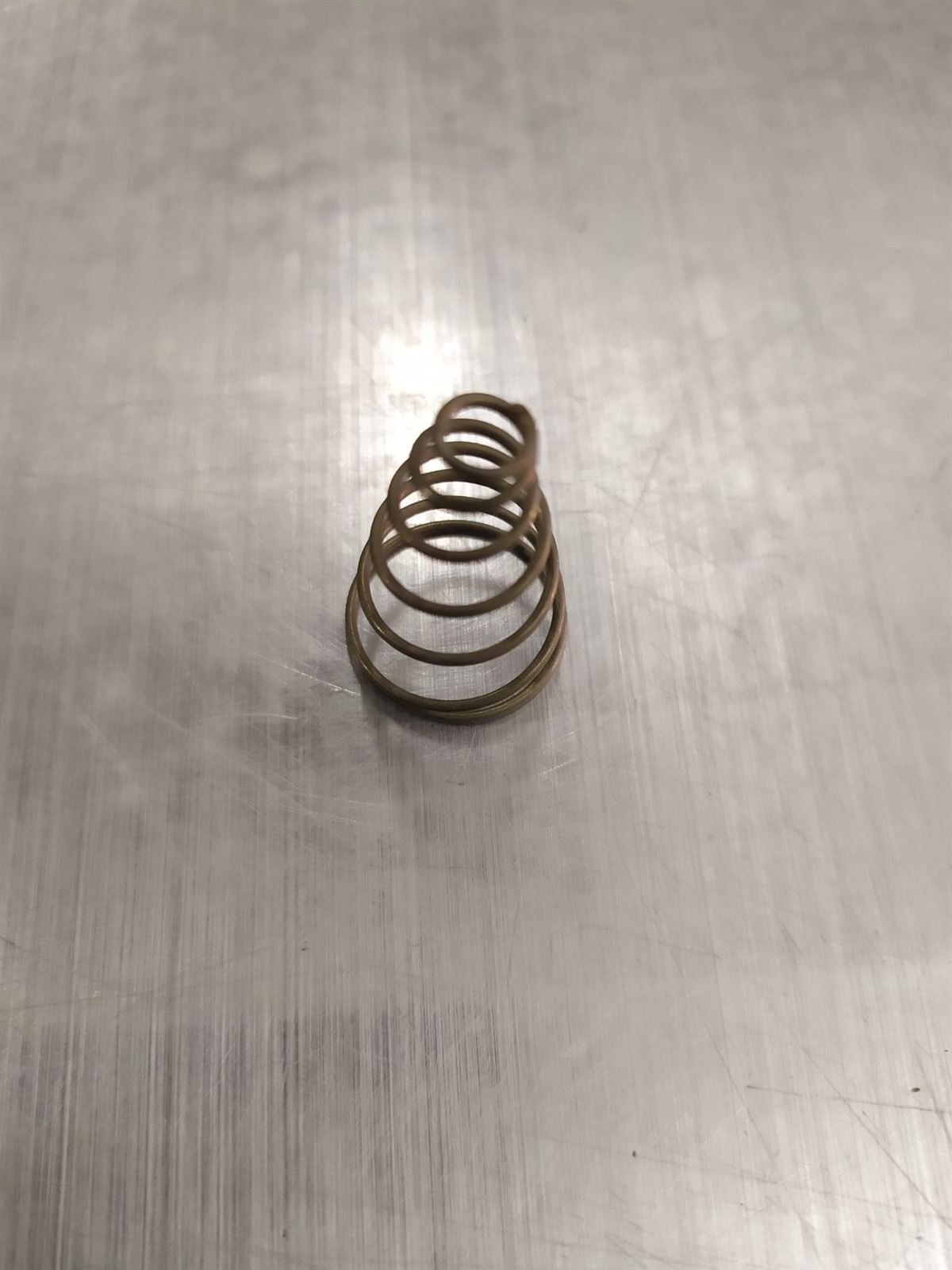 MUELLE SUJECCION RESISTENCIA HORNO AEG, PNC 944181161,      3192559015 - Imagen 1