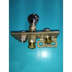 PILOTO COCINA 2 LLAMAS, SERIE 160 BOQUILLA 0,41MM EMPALME GAS 6MM, 100055 - Imagen 1