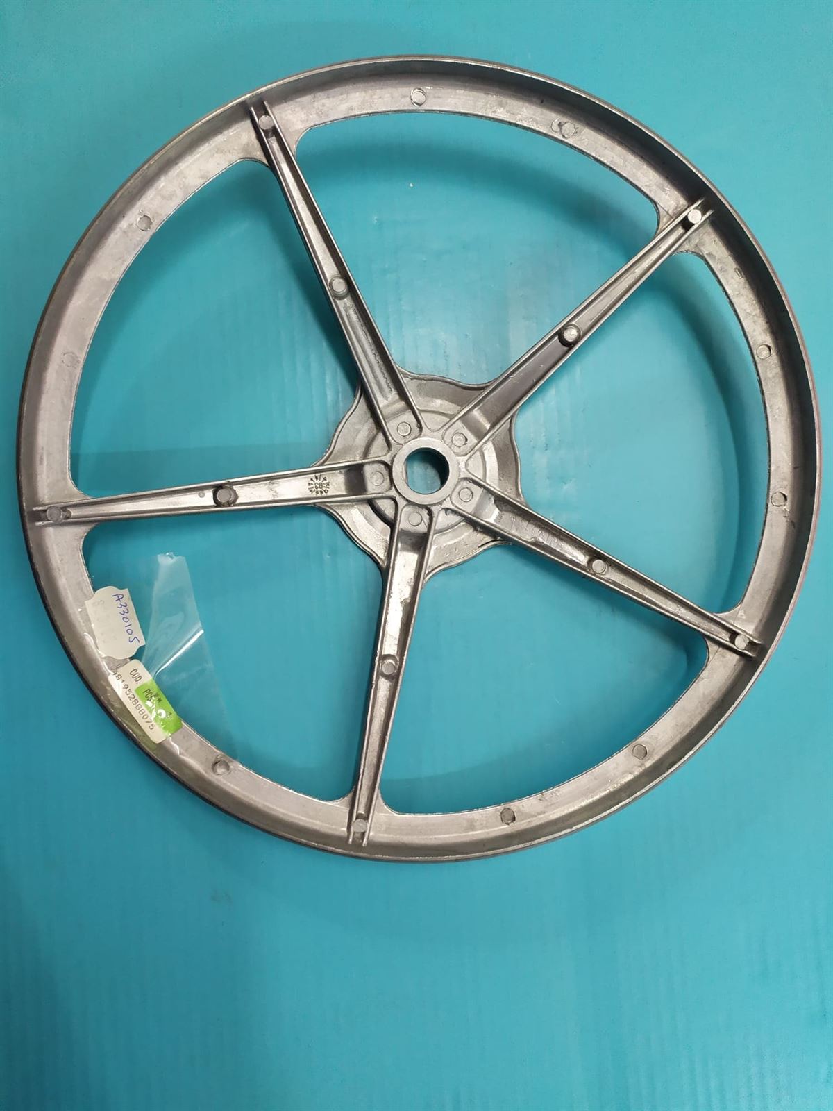 POLEA LAVADORA IGNIS, PLANA, DIAMETRO 335 MM, EJE CON CHAFLAN 20X18 MM,  481952888075 - Imagen 2