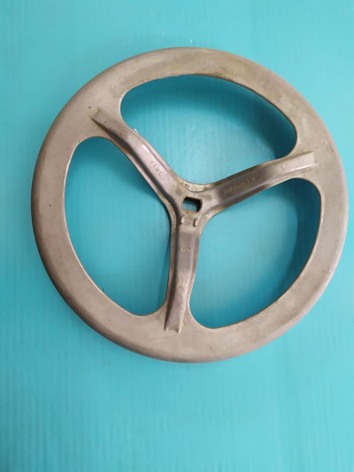 POLEA LAVADORA ZANUSSI, ELECTROLUX, AEG, RECAMBIO ORIGINAL, PLANA, DIAMETRO 275MM, EJE 17X11 MM,  311062447009 - Imagen 1