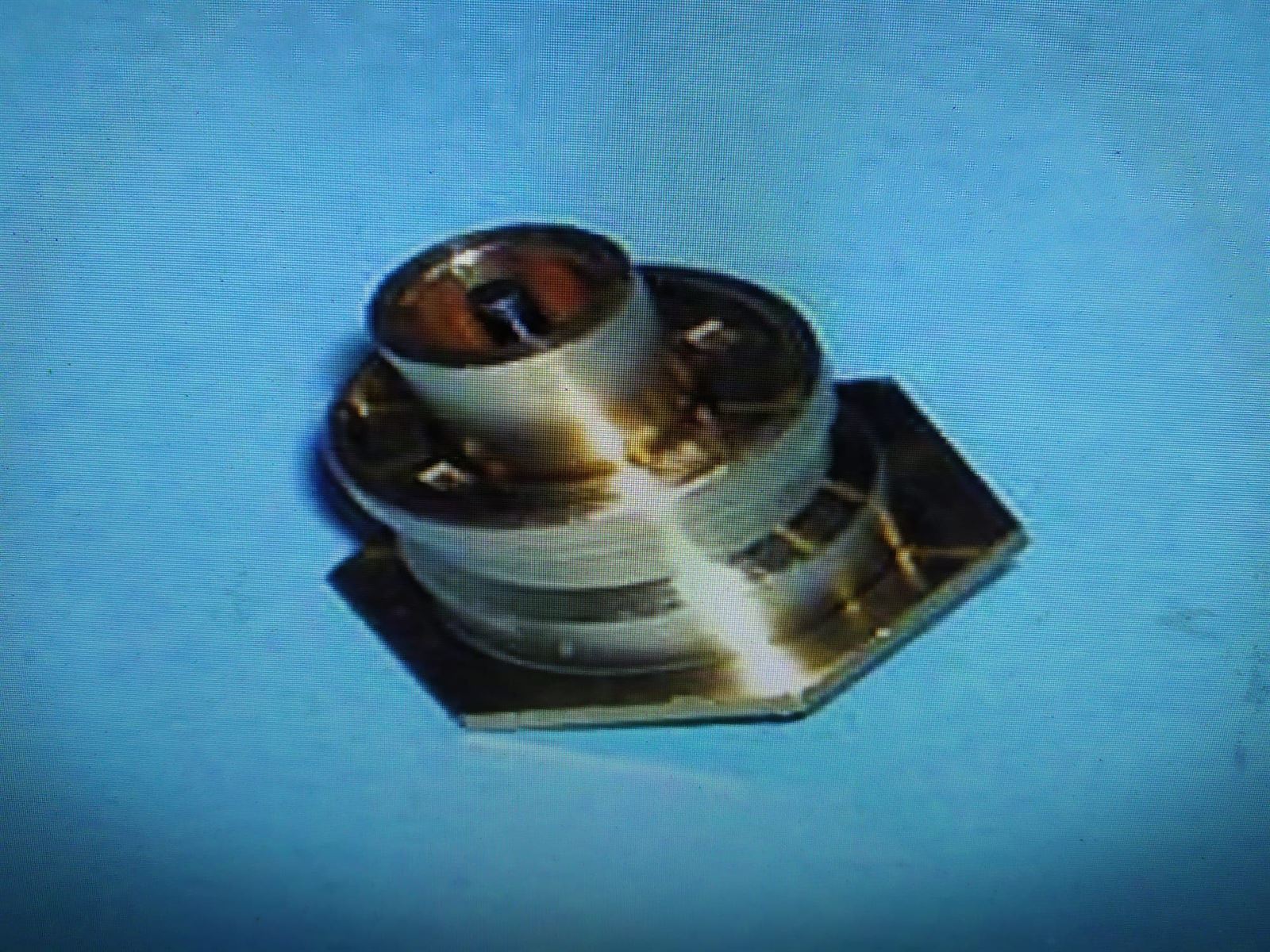 PRENSAESTOPA CASQUILLO REGULACION CALENTADOR JUNKERS,  8700306114 - Imagen 1