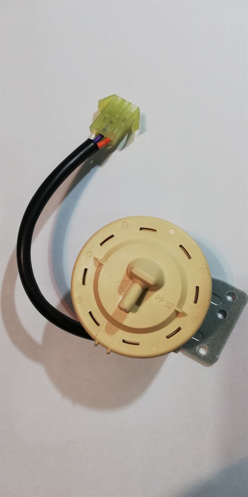 PRESOSTATO LAVADORA LG, RECAMBIO ORIGINAL, 3Z60295C, DC 5V,  6600FR1203D - Imagen 2