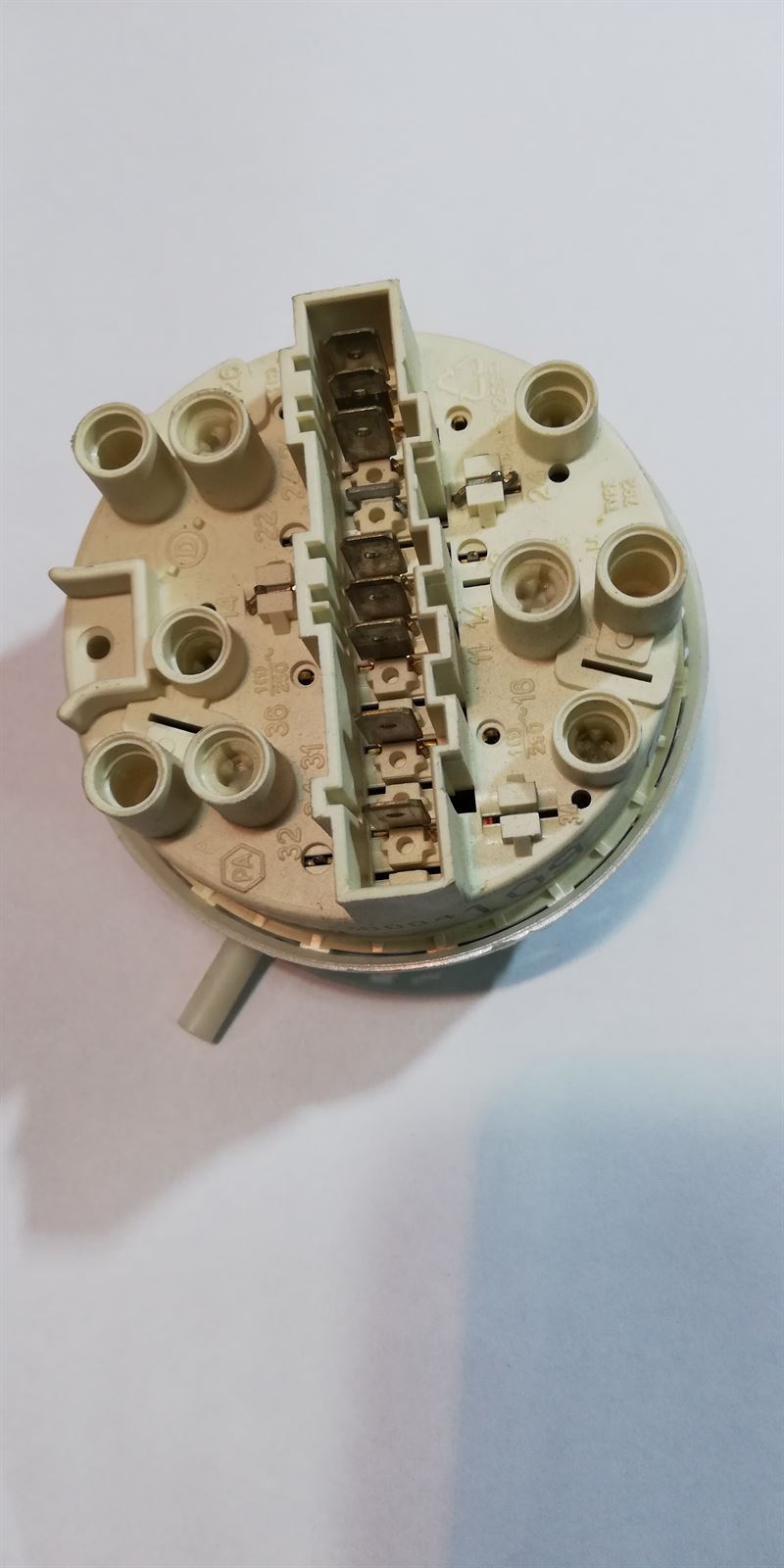 PRESOSTATO LAVADORA ZANUSSI, AEG, ELECTROLUX, 91465500502, 1240433654 - Imagen 3