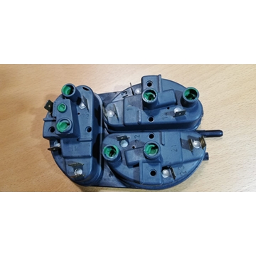 PRESOSTATO TRIPLE 10 CONTACTOS, 180/450/550 MILIBARES, VALIDO VARIAS MARCAS, A130410 - Imagen 1