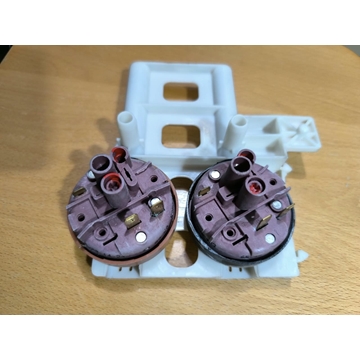 PRESOSTATOS LAVAVAJILLAS ZANUSSI, ELECTROLUX, AEG, ZDF303, 1526412000 - Imagen 1