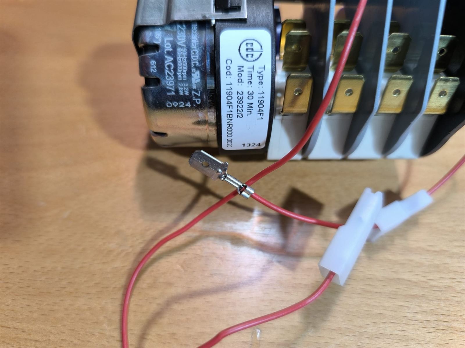 PROGRAMADOR 4 MICROS FABRICADOR CUBITOS, FABRICADOR HIELO, 30 MINUTOS, 220V, 655021 - Imagen 1