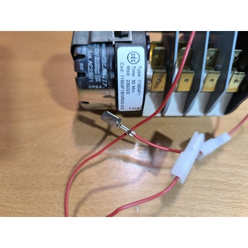 PROGRAMADOR 4 MICROS FABRICADOR CUBITOS, FABRICADOR HIELO, 30 MINUTOS, 220V, 655021 - Imagen 1