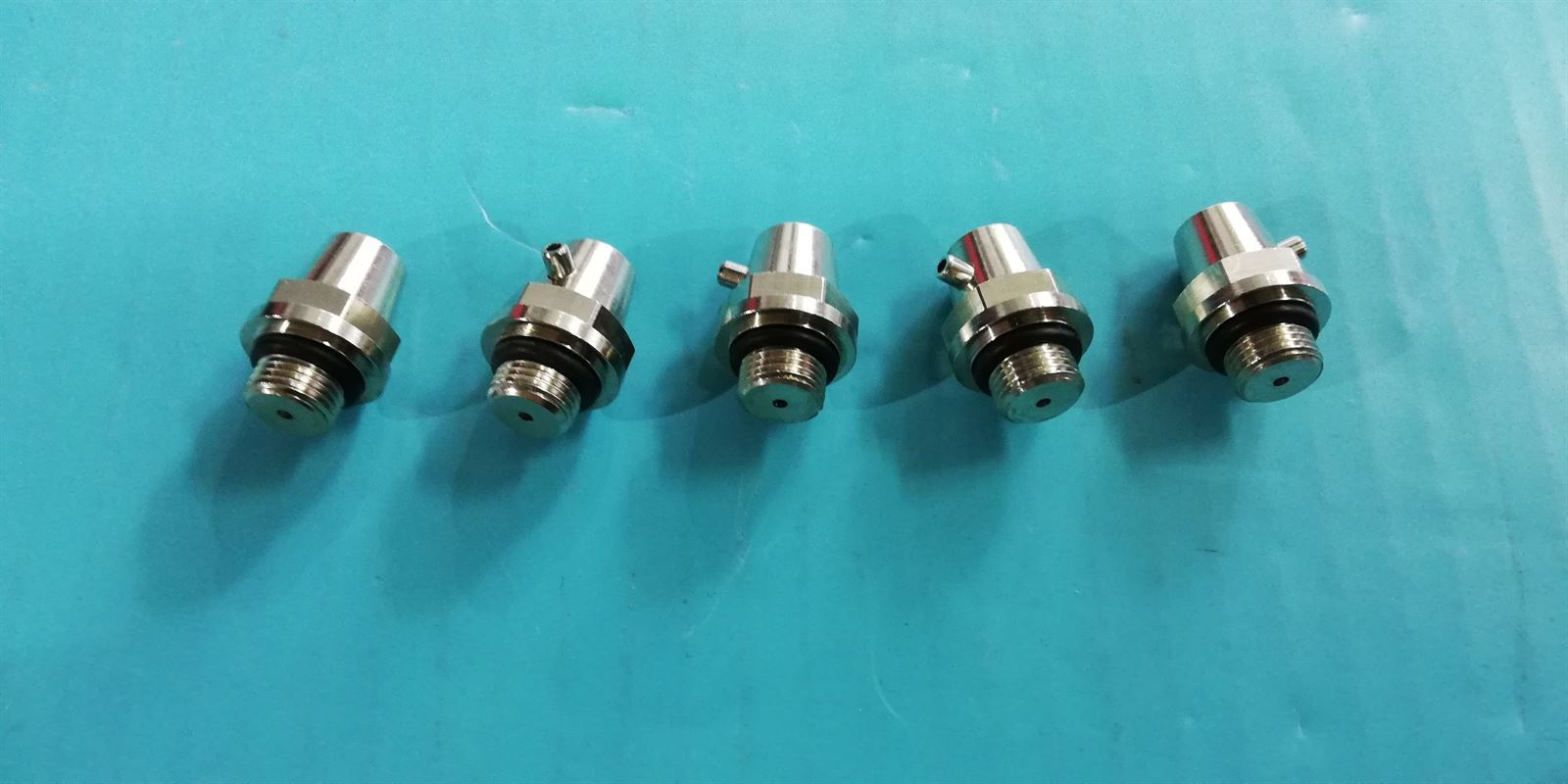 PURGADOR RADIADOR ROSCA 1/8, KIT 5 UNIDADES,  110180 - Imagen 1