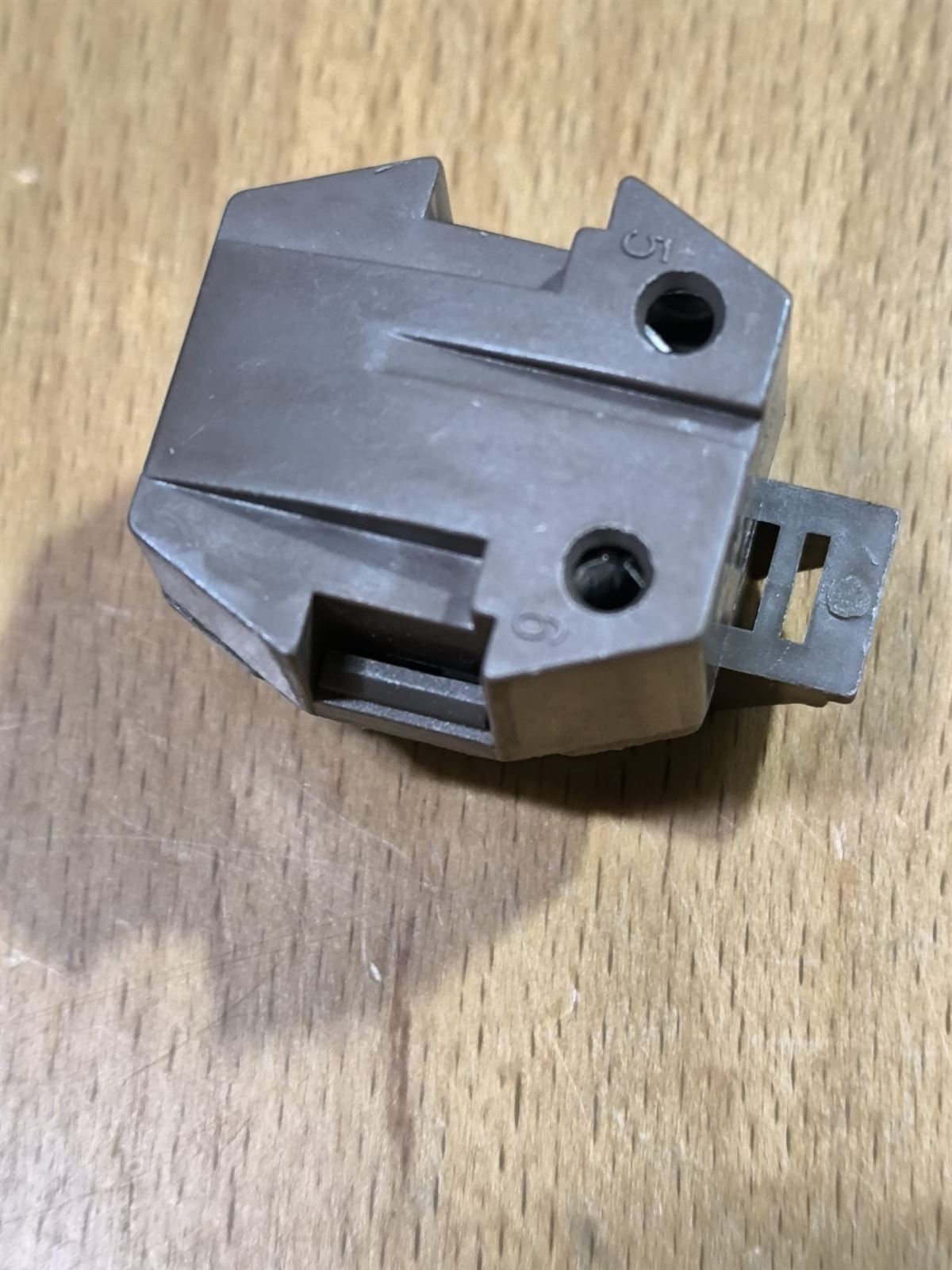 Relé arranque universal compresor hasta 1/2 cv,  A6510090201 - Imagen 2