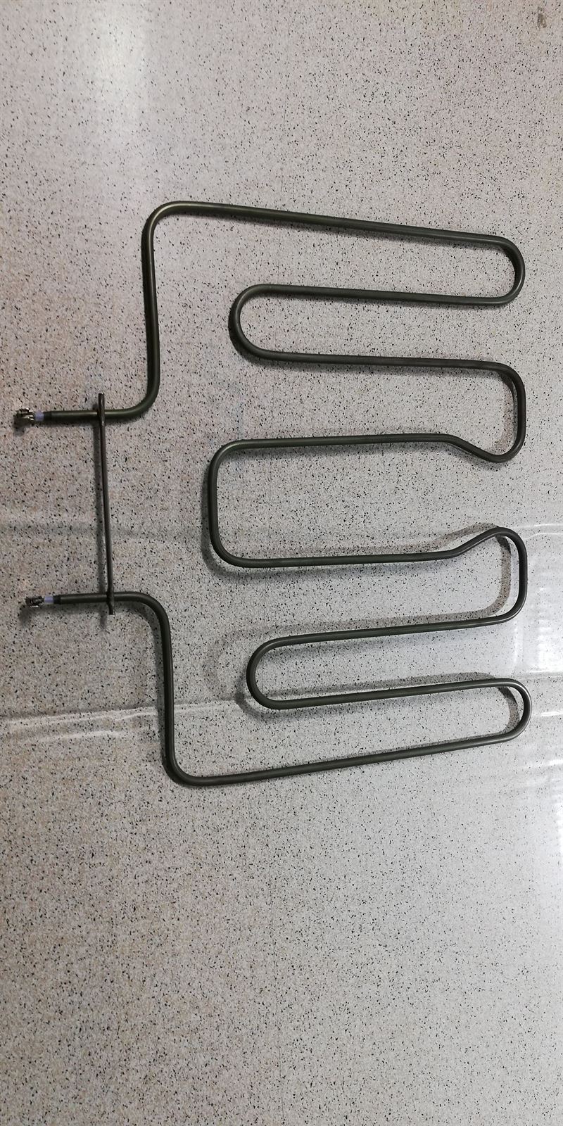 RESISTENCIA HORNO BALAY  SOLERA, CALIDAD ALTERNATIVA, ancho390mm, fondo 380mm, ancho terminales 120mm,  1200W, 220V,  38BY0012,  00688482 - Imagen 1