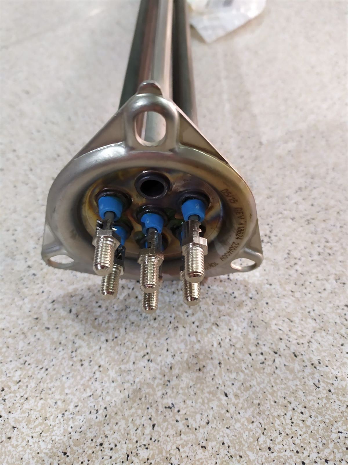 RESISTENCIA LAVAVAJILLAS INDUSTRIAL Comenda, Hoonved, Rosinox, 10000 W, TRIFASICA, CON TUBO PARA SONDA 7 MM, 10000W, 230/380 V, montaje ø 57,5mm espirales 3, LARGO 480mm, An 35mm, H 43mm , DISTANCIA TORNILLOS 72 MM, JUNTA TORICA 67/57 MM,  418624 - Imagen 1