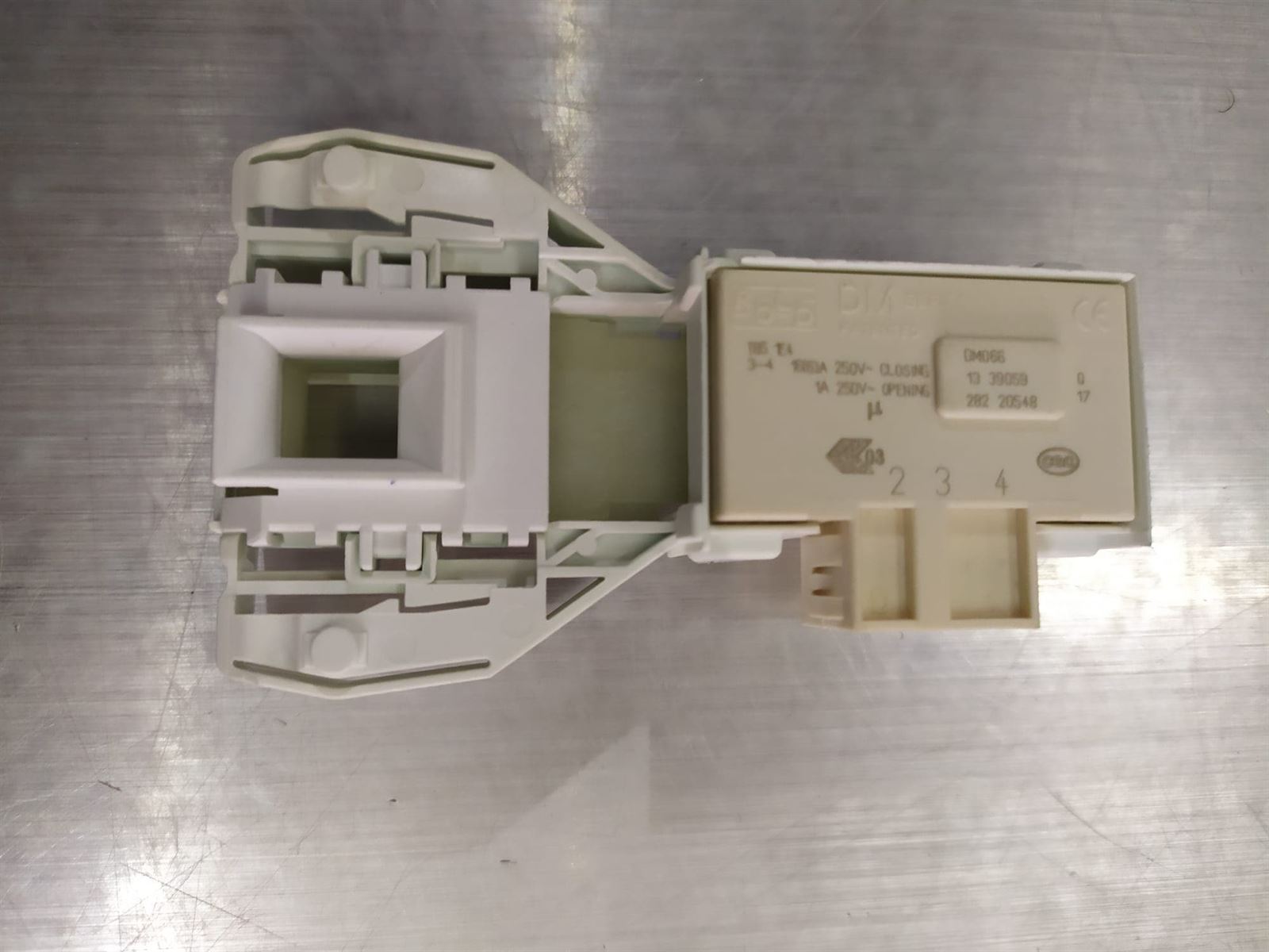 RETARDADOR PUERTA LAVADORA INDESIT,  482000089312 - Imagen 4