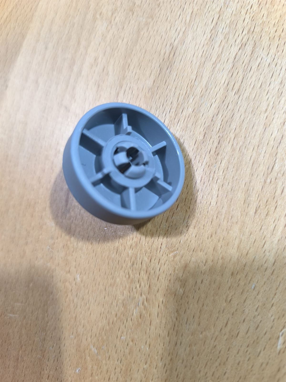 RUEDA CESTO INFERIOR LAVAVAJILLAS SMEG, FAGOR, 767410200 - Imagen 2