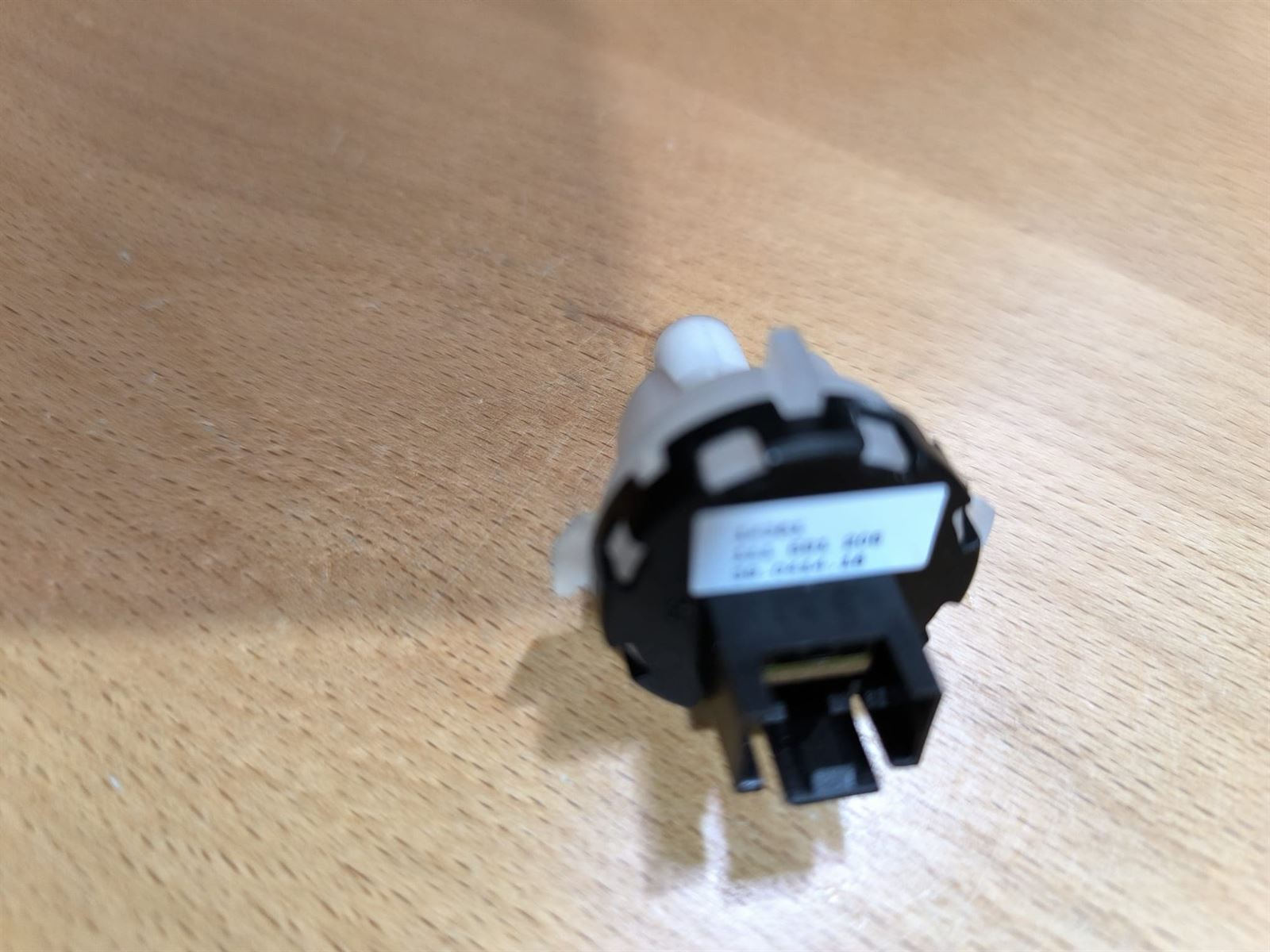 SENSOR TEMPERATURA LAVAVAJILLAS AEG, ELECTROLUX, 1115912063 - Imagen 2