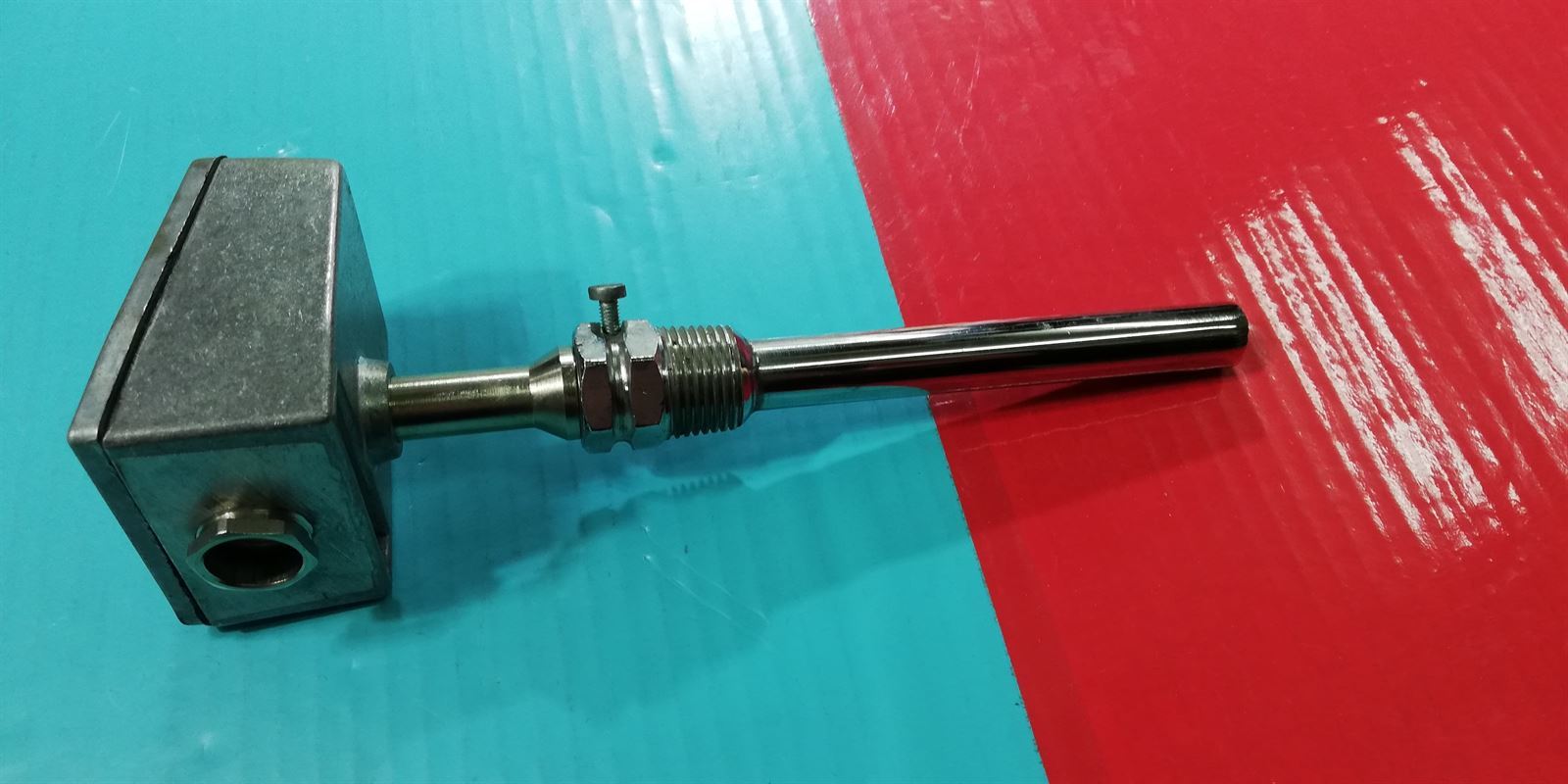 SONDA SAUTER, SONDA REGULACION SAUTER, CON VAINA, 225 OHMIOS A 18 ºC, V 24, EGT34B12, A1303C,  Q62 - Imagen 2