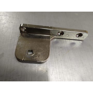 SOPORTE BISAGRA INFERIOR IZQUIERDO, PIVOT DB.811 ZAMAK 5 NIQUELADO, 100/48/44/17/6MM, AGUJEROS SUJECCION 80/50/27MM, AGUJERO CUADRADO 6/6MM, A.VF1017 - Imagen 1