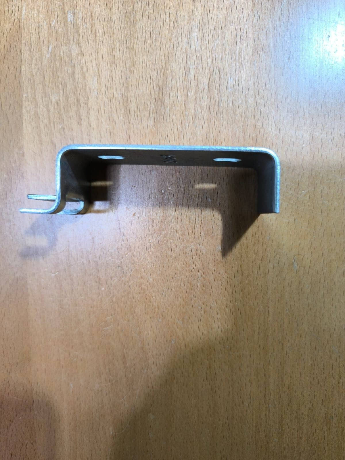 SOPORTE CHAPA GALVANIZADA, ESPESOR 2MM, LARGO 94 / 78MM, ANCHO 33MM, TALADROS 47MM, 11221 - Imagen 2