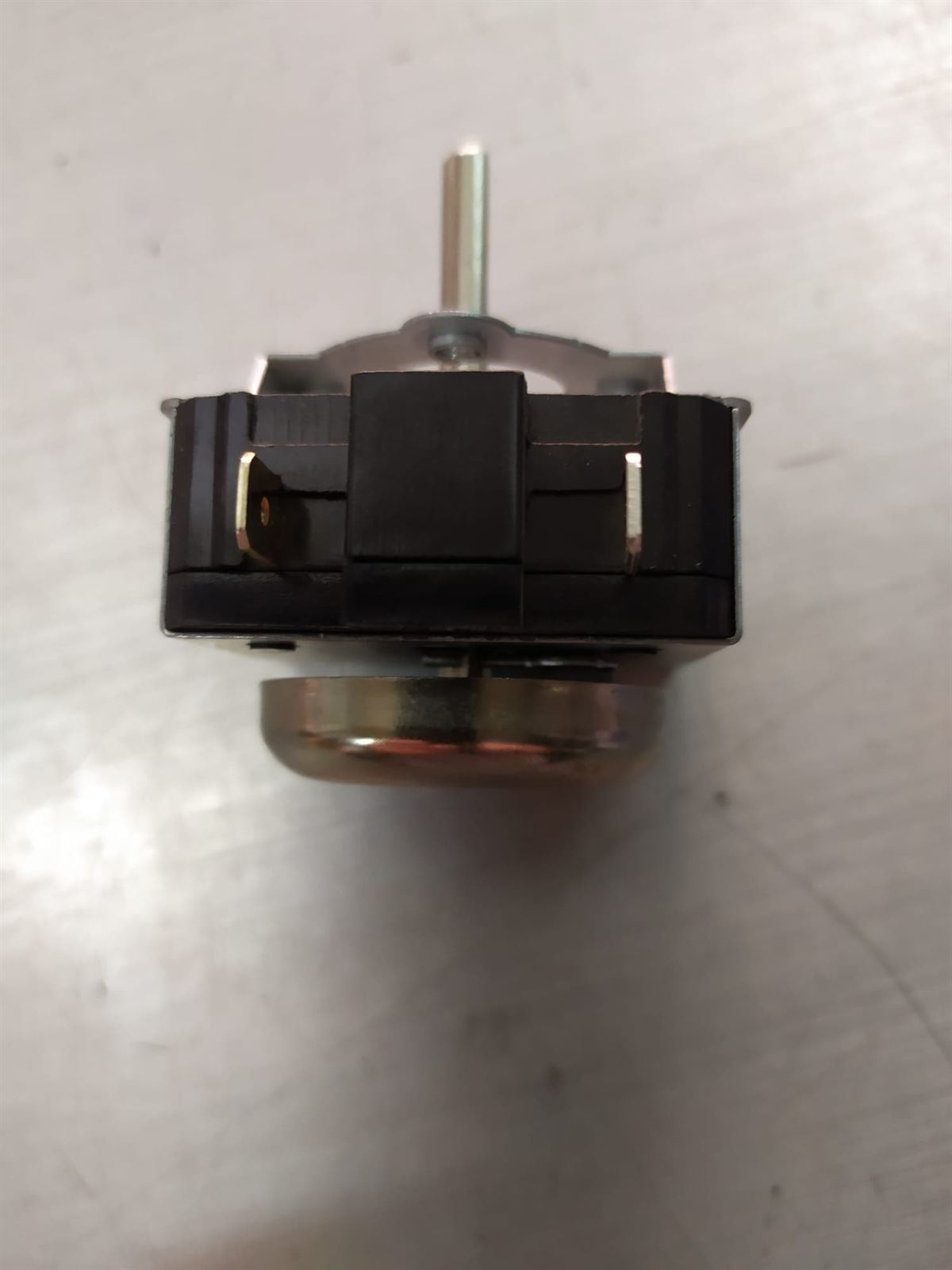 TEMPORIZADOR 120 MINUTOS HORNO, SIMPLE CONTACTO, 16 AMPERIOS, 220V, VALIDO OTRAS MARCAS,  4344053011 - Imagen 1