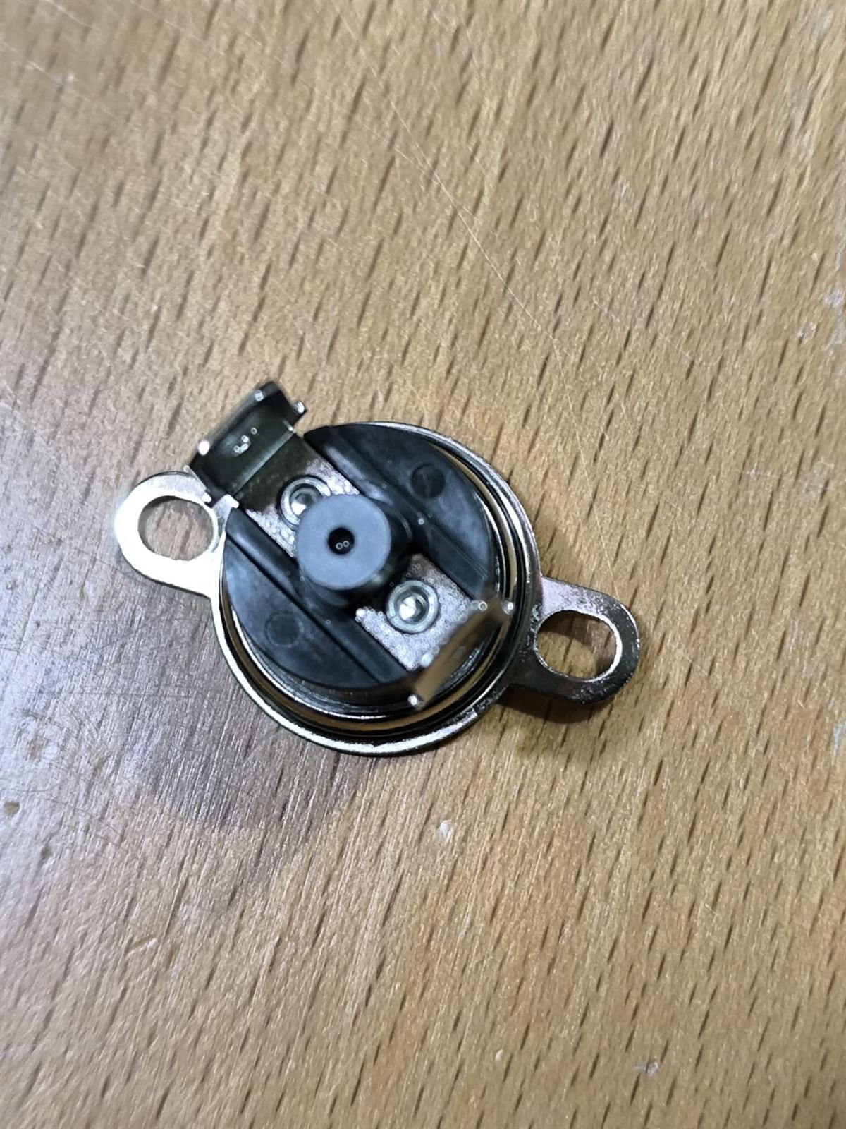 TERMOSTATO CALDERA CALENTADOR RADIADOR, TIPO KLIXON, 110 ºC, NORMAL CERRADO, CON REARME MANUAL, DIAMETRO 16MM, DISTANCIA TORNILLOS SUJECCION 25MM, A390717 - Imagen 2