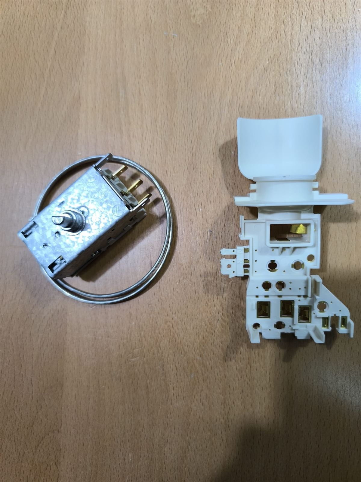 TERMOSTATO FRIGORIFICO WHIRLPOOL, INDESIT, KIT ADAPTACION PARA CONECTOR, CAPILAR 700 MM, -30 + 4,5 ºC, C00311858 - Imagen 2