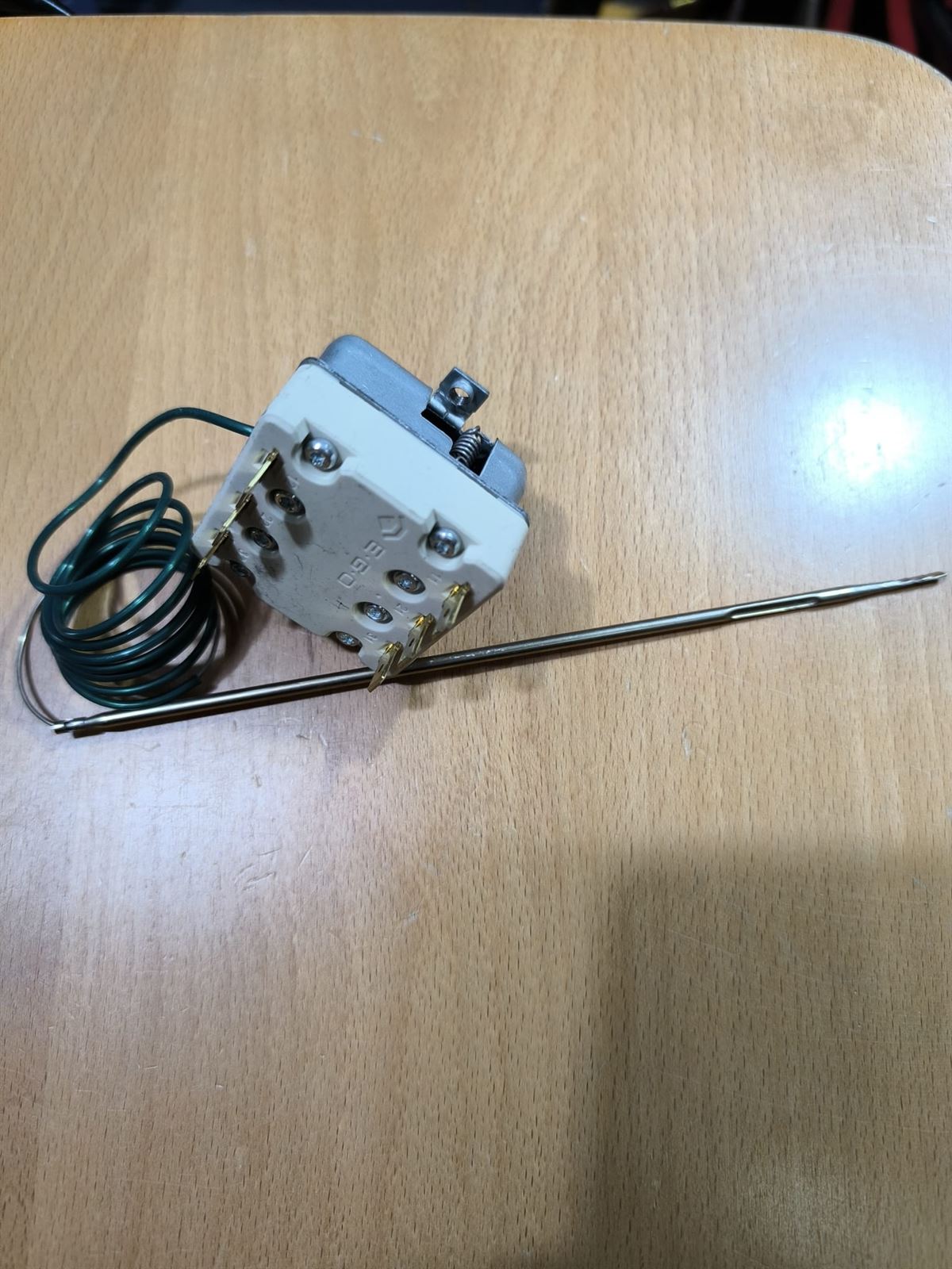 TERMOSTATO HORNO TRIFASICO, SEGURIDAD 350ºC,  20 AMPERES, SONDA 188X3 MM, CAPILAR 900 MM,  A375228 - Imagen 2