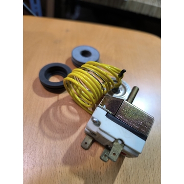 TERMOSTATO LAVADORA AEG, 0 /90ºC, 3 CONTACTOS, ROTATIVO, EJE 6MM, 8990306628001 - Imagen 1