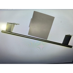 TIRADOR PUERTA FRIGORÍFICO LIEBHERR, RECAMBIO ORIGINAL, Distancia entre agujeros 36,5cm, 909653200 - Imagen 1