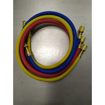 TUBO MANGUERA CARGA, GASES REFRIGERANTES, KIT 3 UNIDADES, 1/4,  LARGO 900MM, VF362 - Imagen 1