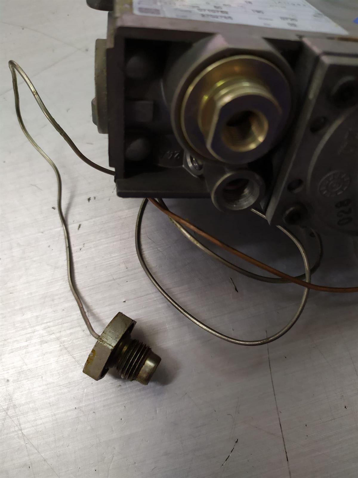 VALVULA FREIDORA TERMOSTATICA, GAS, con sonda roscable, MINISIT 710, 50/190 ºC, 101678 - Imagen 1