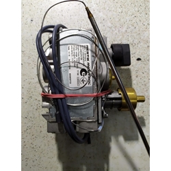 VALVULA FREIDORA TERMOSTATICA, GAS, MERTICK 110 / 190ºC, GV31T-C5AXE2K0 110-190°C, conexión termopar M9x1, conexión de piloto M10x1,   106700,  0C5248 - Imagen 1