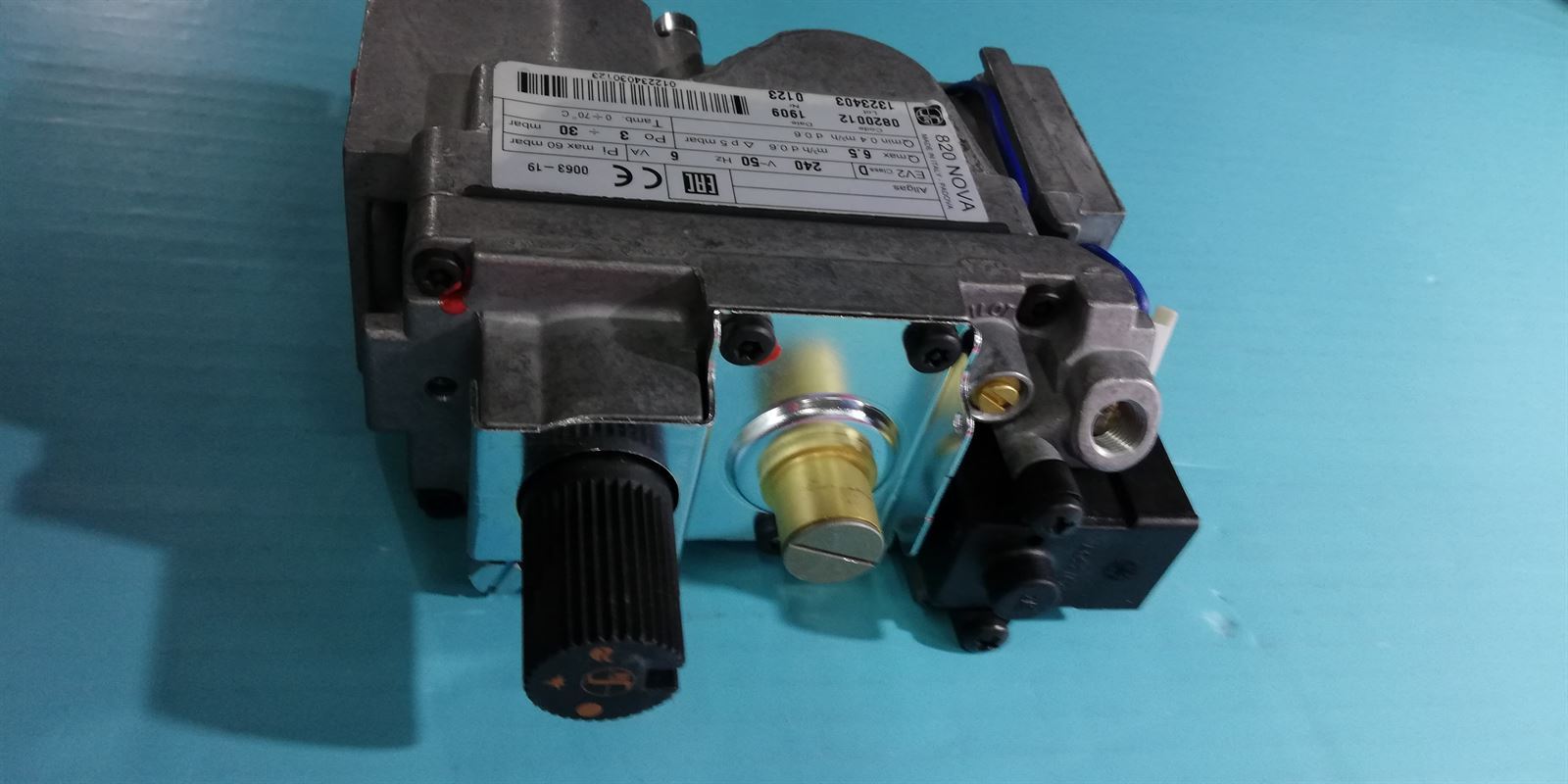 VALVULA HORNO, GAS, SIT 830 TANDEM, TEMPERATURA AMBIENTE 0/60ºC, PRESION 3 / 50 MILIBAR, ENTRADA/SALIDA 1/2" M10x1, 230V 50Hz, VARIAS MARCAS,  GAS518 - Imagen 2