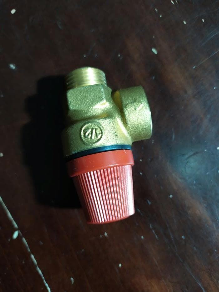 VALVULA SEGURIDAD CALDERA CALENTADOR GAS, 3 BAR, 1/2 PULGADA, MACHO HEMBRA,  312430 - Imagen 1