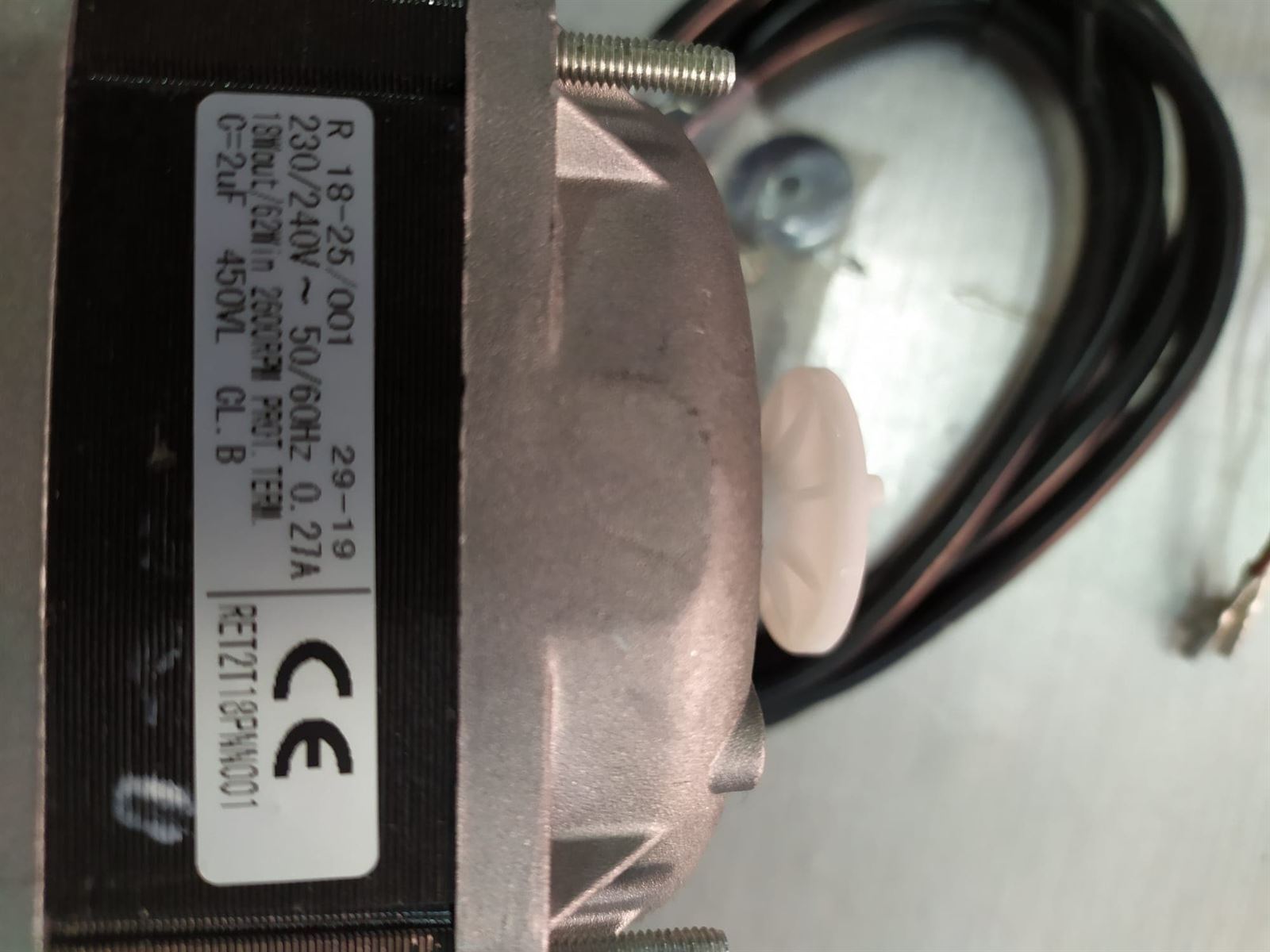 VENTILADOR FRIGORIFICO CONDENSADOR, 18W, 220V, CON CONDENSADOR 2 MICROFARADOS,  VE18 - Imagen 2